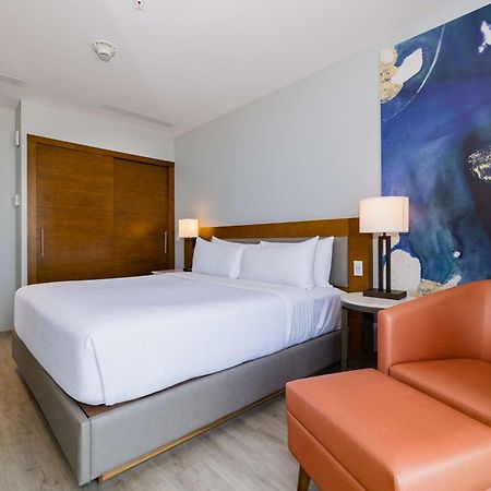Embassy Suites By Hilton Aruba Beach Resort Palm Beach Ngoại thất bức ảnh