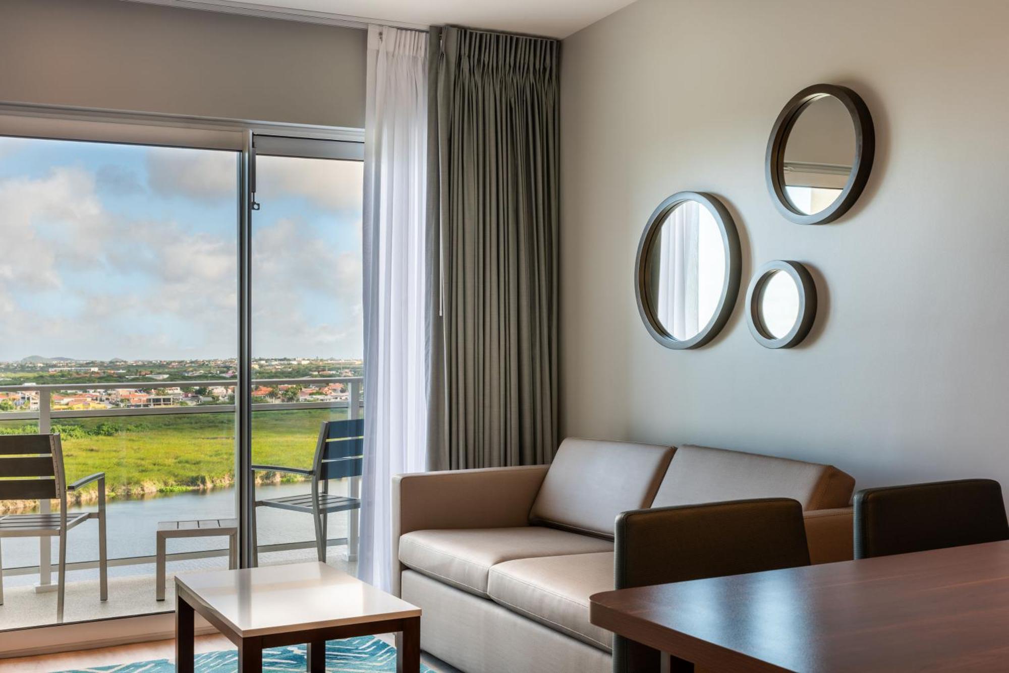 Embassy Suites By Hilton Aruba Beach Resort Palm Beach Ngoại thất bức ảnh