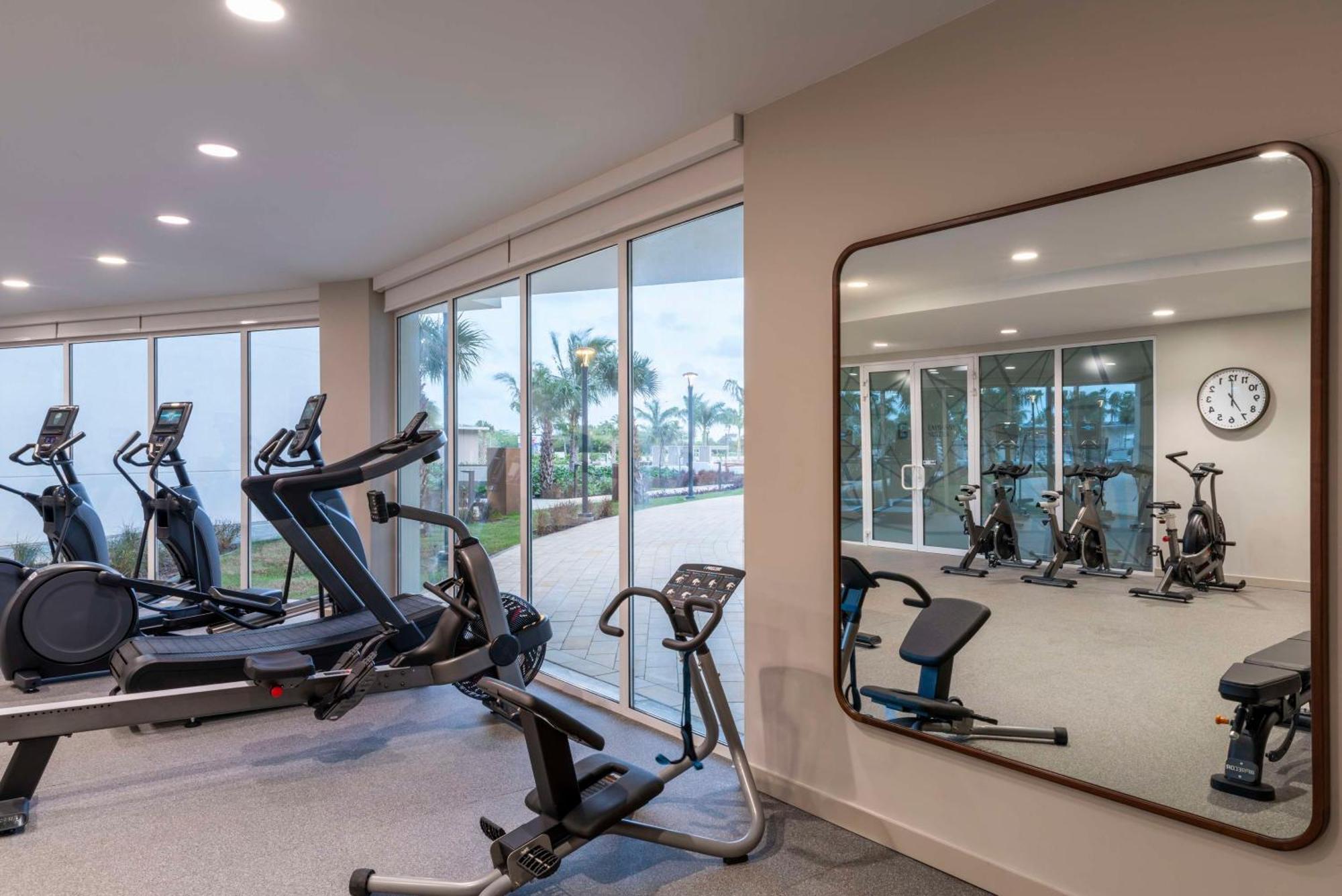 Embassy Suites By Hilton Aruba Beach Resort Palm Beach Ngoại thất bức ảnh