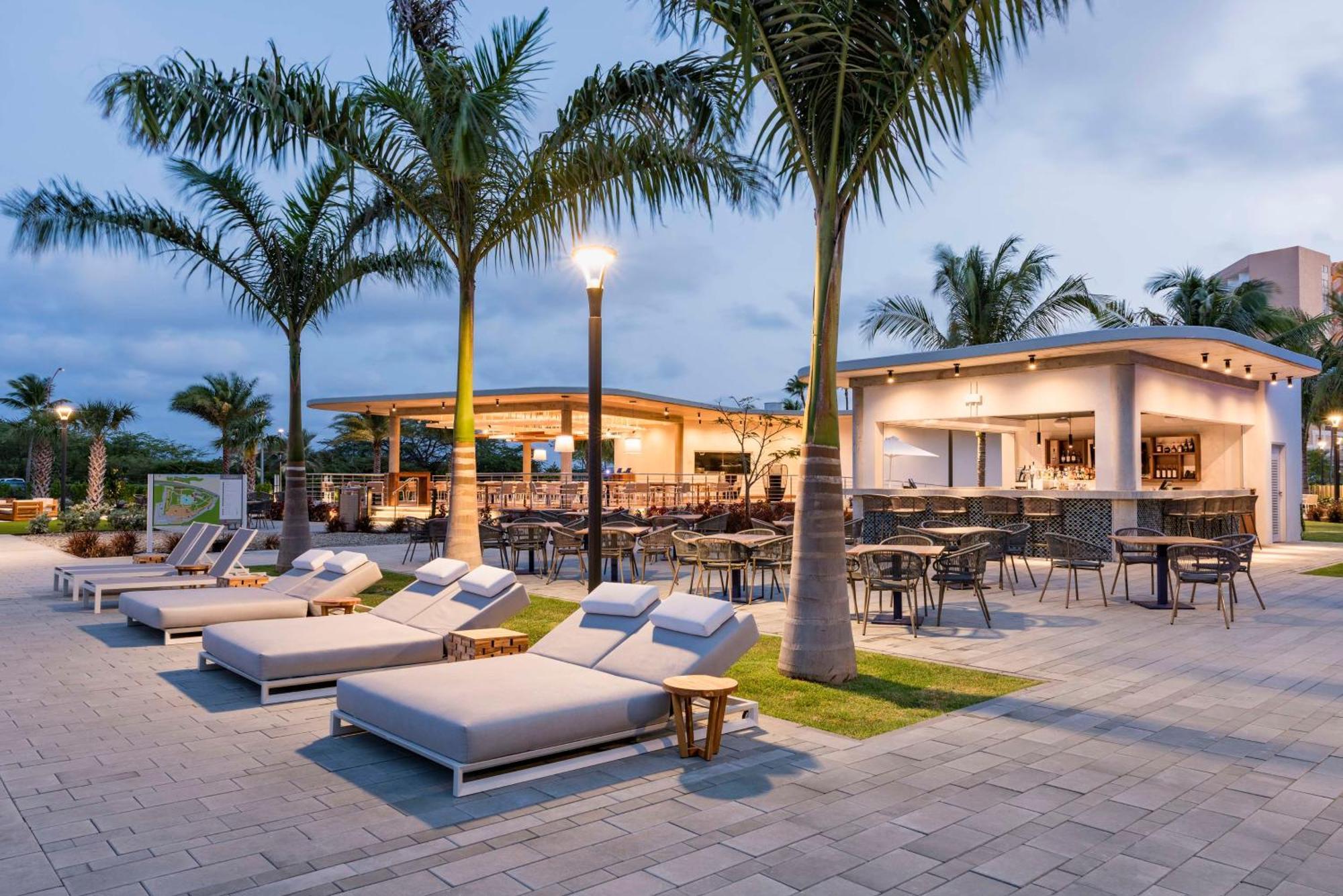 Embassy Suites By Hilton Aruba Beach Resort Palm Beach Ngoại thất bức ảnh