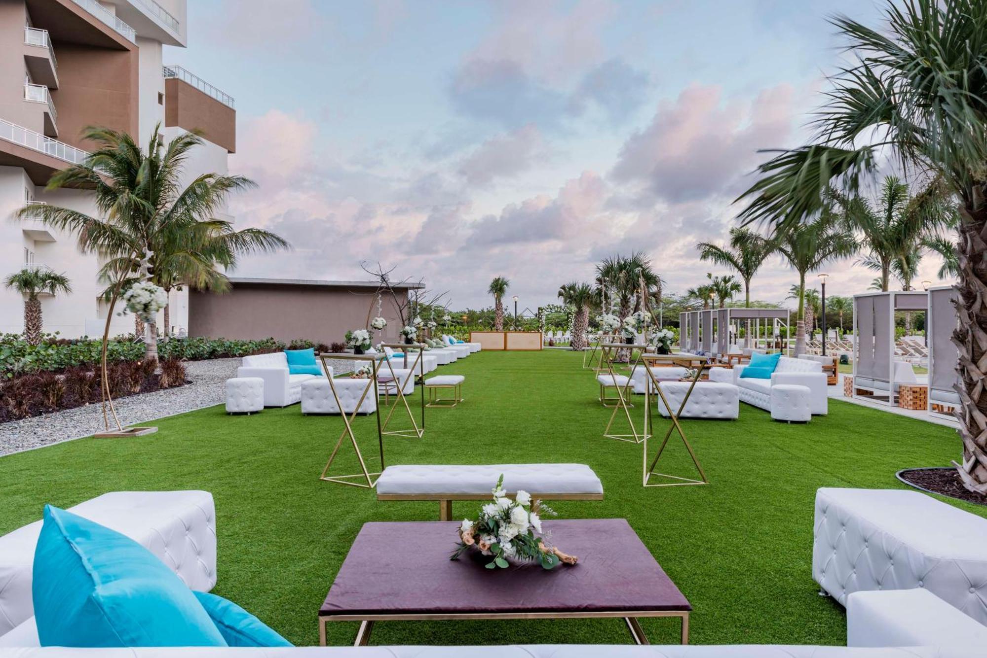 Embassy Suites By Hilton Aruba Beach Resort Palm Beach Ngoại thất bức ảnh
