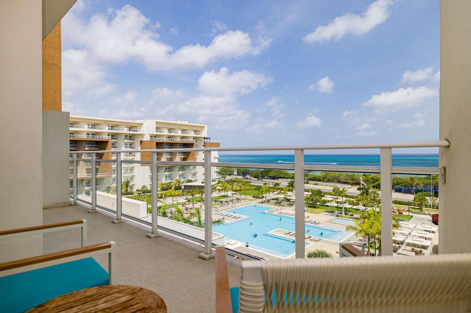 Embassy Suites By Hilton Aruba Beach Resort Palm Beach Ngoại thất bức ảnh